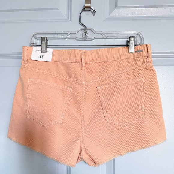 KENDALL + KYLIE Denim High Rise Cutoff Shorts Size 29 NWT - Picture 3 of 4